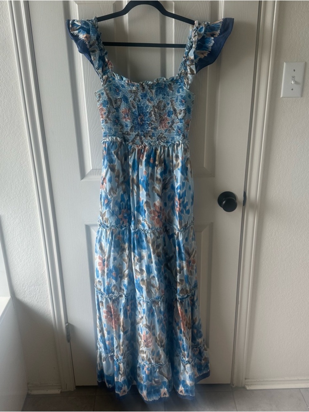 House Of Harlow 1960 Zoey Smocked Flutter Sleeve Blue Floral Maxi Dress Size S